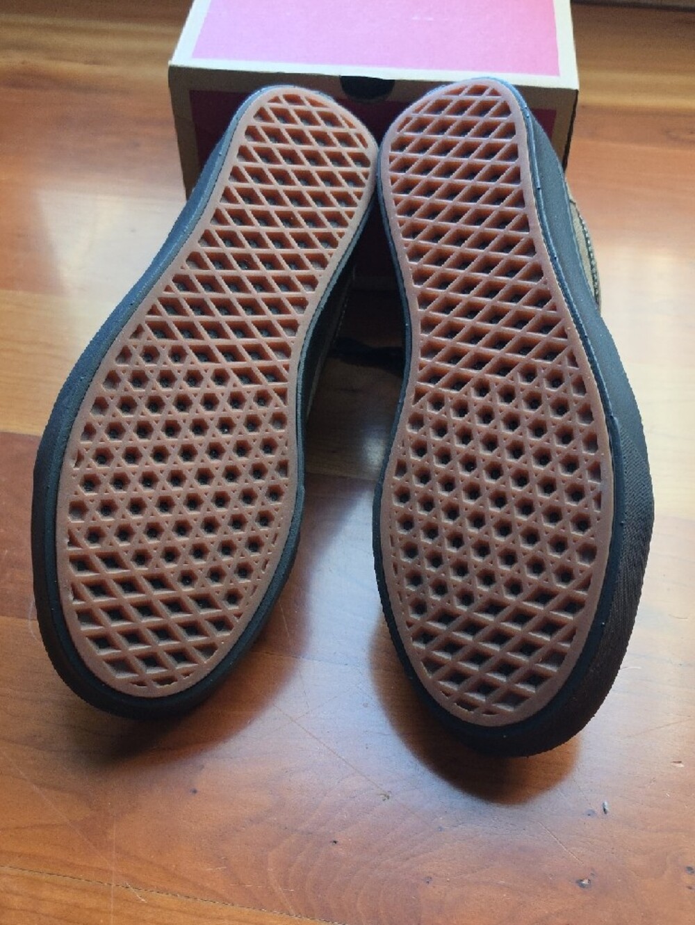 Men's Vans ComfyCush Low-Top Sneakers - Brown with Black Trim - Picture 3 of 6